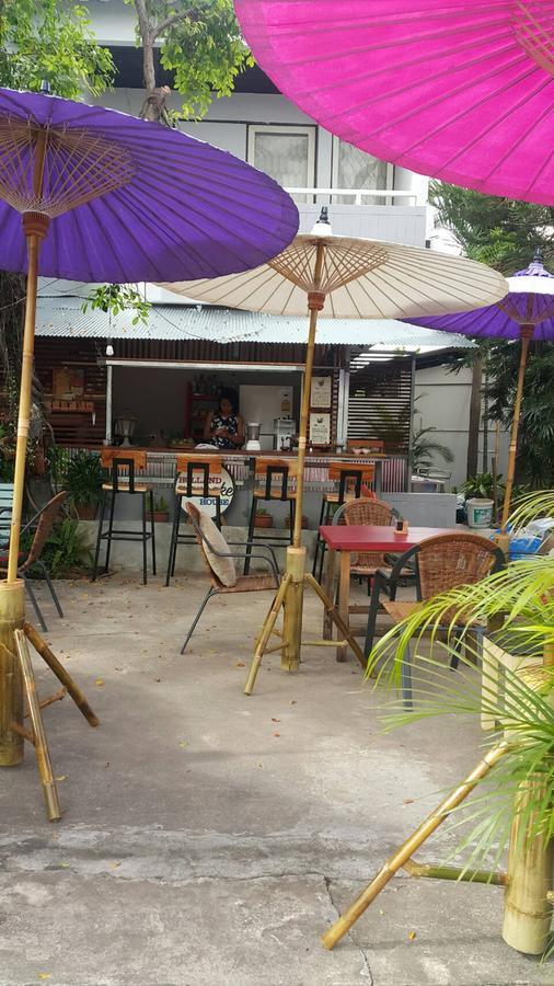 999 Triplenine Chiangmai Hostel Chiang Mai Exterior photo